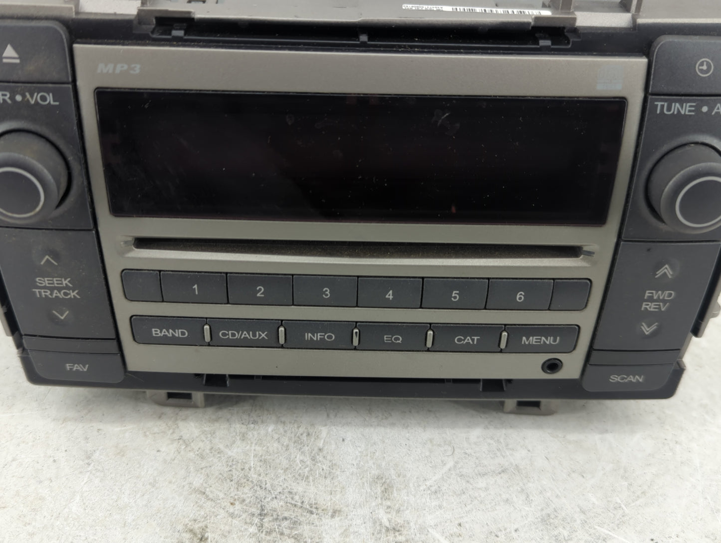 2009 Pontiac Vibe Radio AM FM Cd Player Receiver Replacement Fits OEM Used Auto Parts - Oemusedautoparts1.com