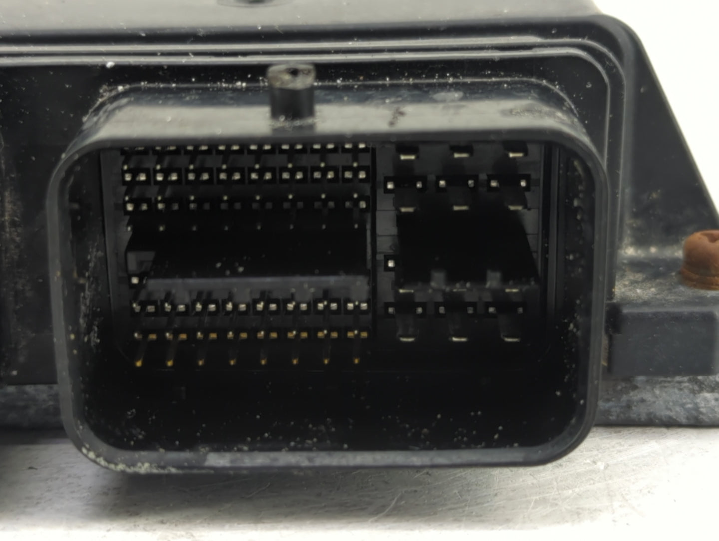 2009 Pontiac Vibe PCM Engine Control Computer ECU ECM PCU OEM Fits OEM Used Auto Parts - Oemusedautoparts1.com