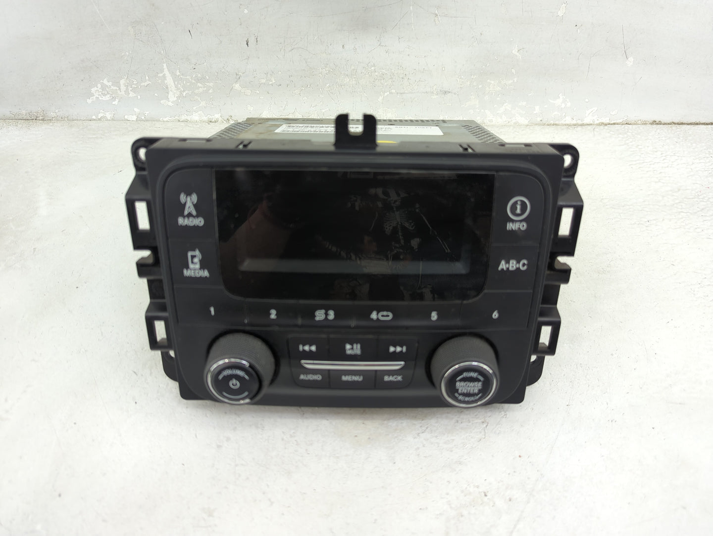 2013 Ram 1500 Radio AM FM Cd Player Receiver Replacement Fits OEM Used Auto Parts - Oemusedautoparts1.com