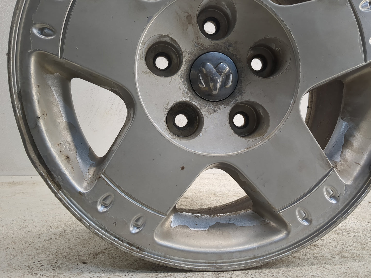 Ram 1500 Oem Wheel Rim 1152103 - Oemusedautoparts1.com