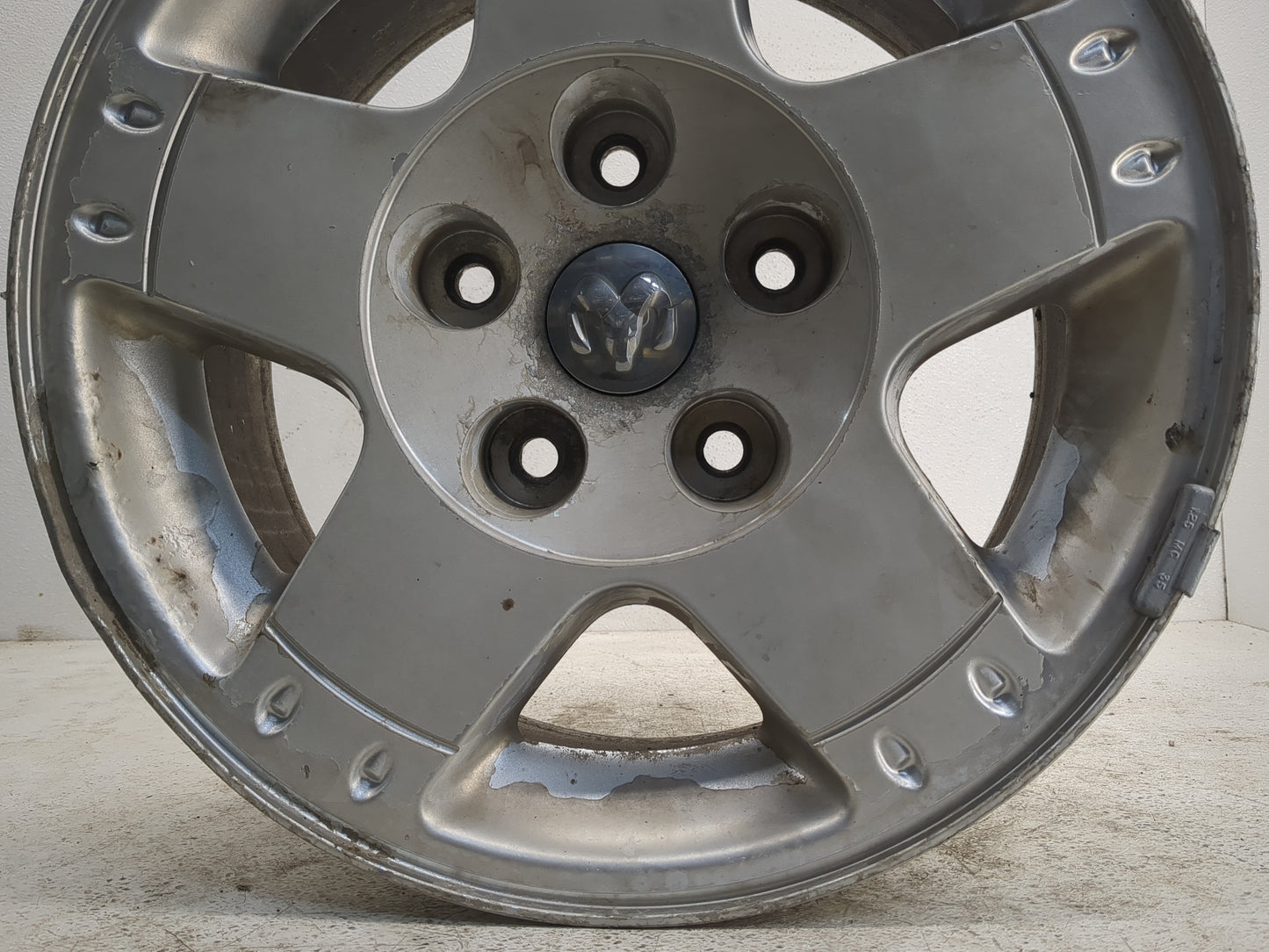 Ram 1500 Oem Wheel Rim 1152103 - Oemusedautoparts1.com