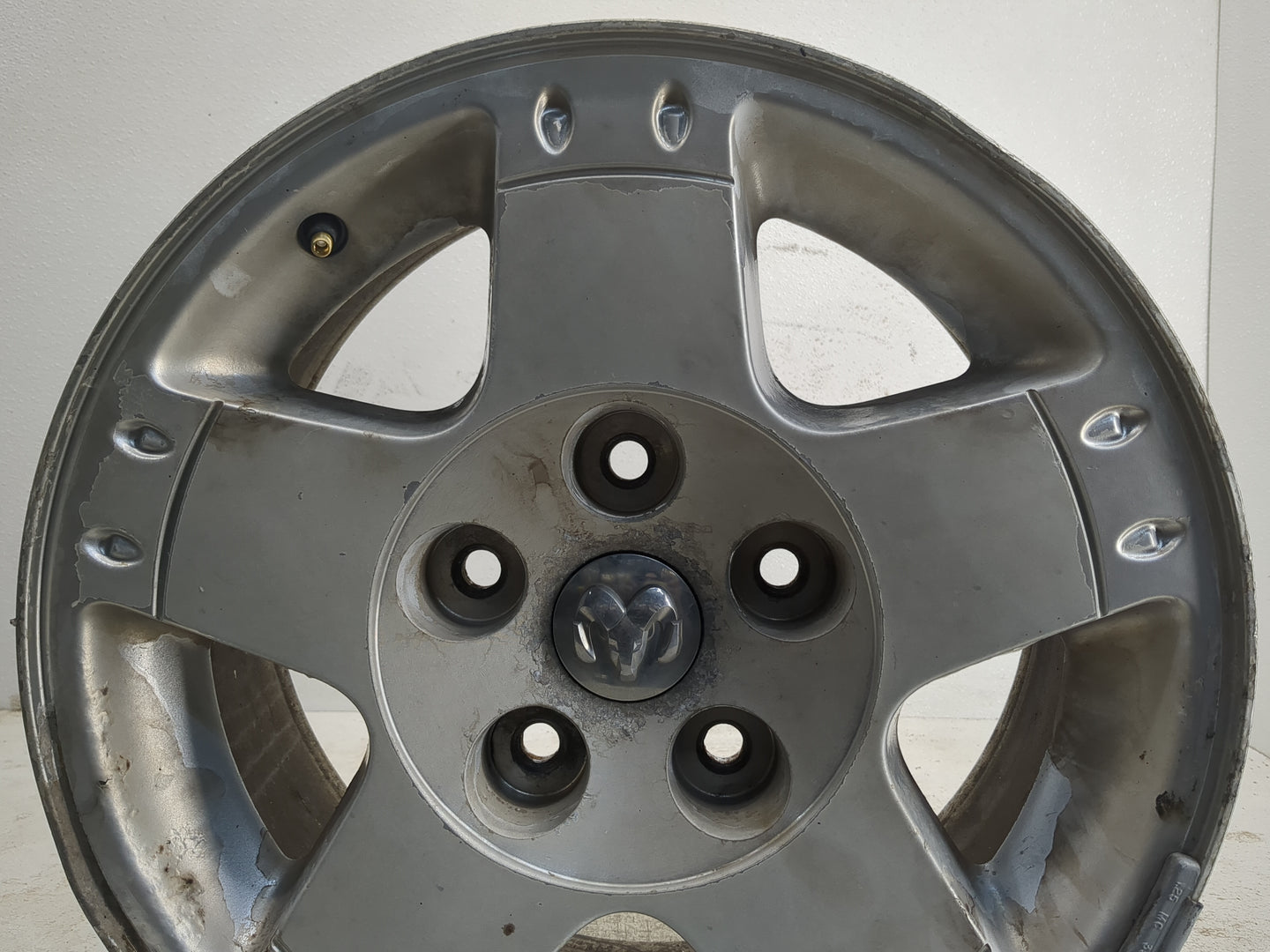 Ram 1500 Oem Wheel Rim 1152103 - Oemusedautoparts1.com