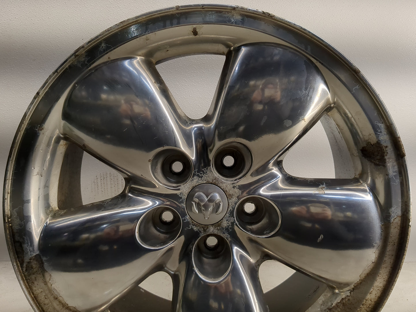 Ram 1500 Oem Wheel Rim 1281493 - Oemusedautoparts1.com