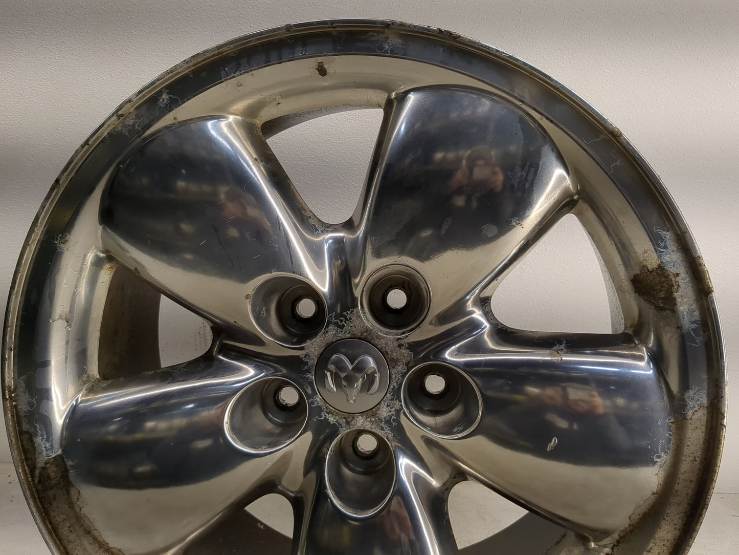Ram 1500 Oem Wheel Rim 1281493 - Oemusedautoparts1.com
