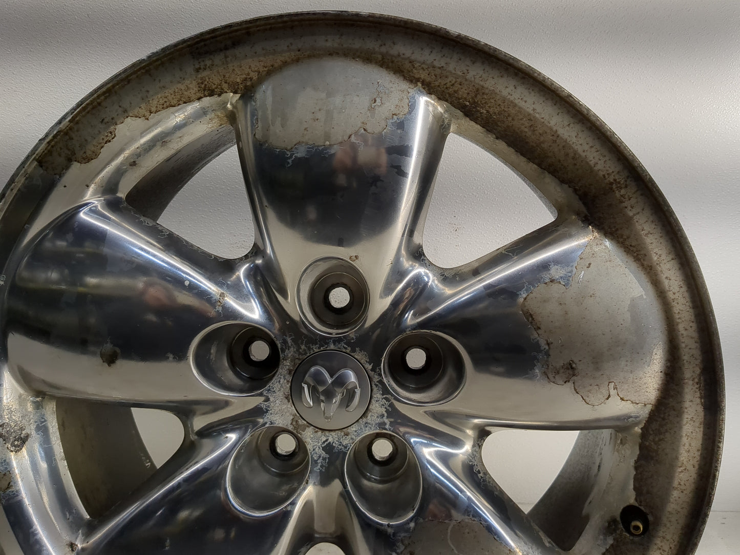 Ram 1500 Oem Wheel Rim 1281494 - Oemusedautoparts1.com