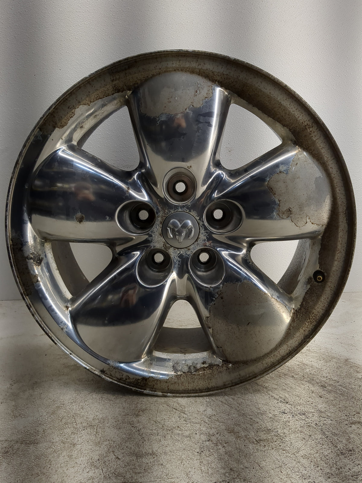 Ram 1500 Oem Wheel Rim 1281494 - Oemusedautoparts1.com