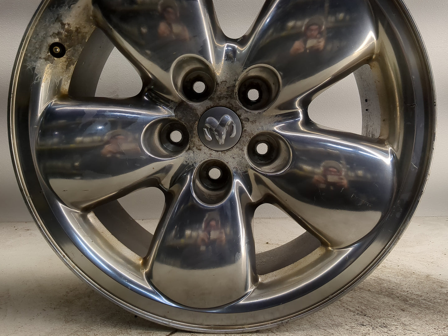 Ram 1500 Oem Wheel Rim 1281498 - Oemusedautoparts1.com