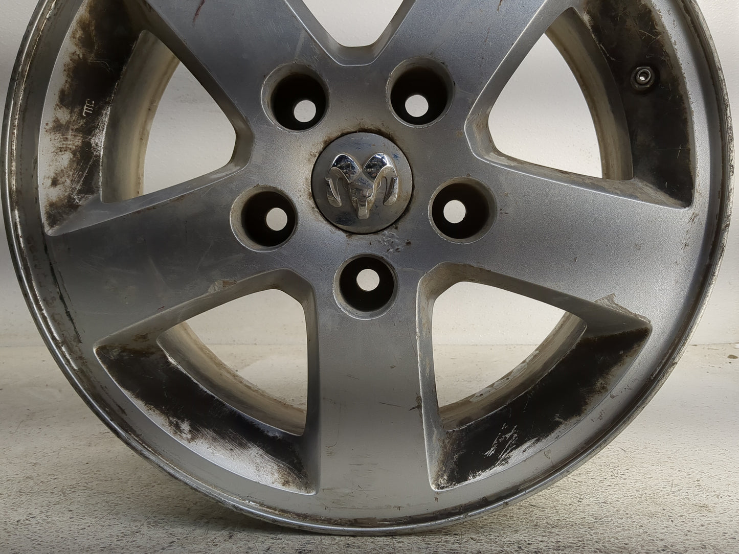 2011-2012 Ram 1500 Oem Wheel Rim - Oemusedautoparts1.com