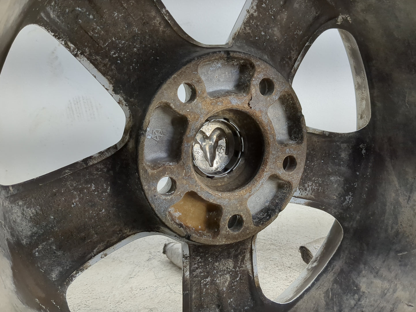2011-2012 Ram 1500 Oem Wheel Rim - Oemusedautoparts1.com
