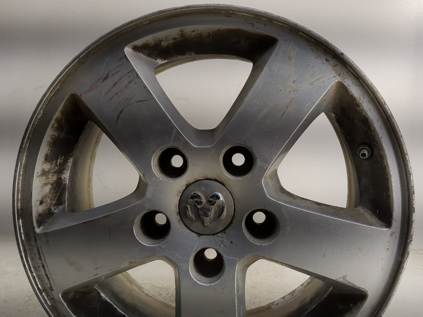 2011-2012 Ram 1500 Oem Wheel Rim - Oemusedautoparts1.com