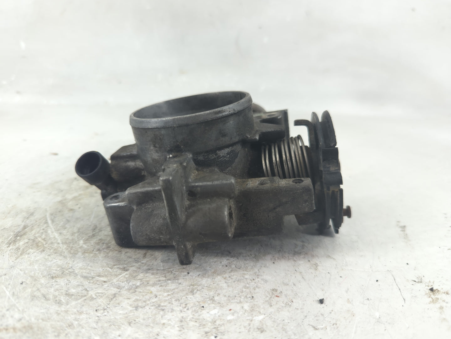 2000 Saturn Ls Throttle Body Fits Fits 2001 2002 2003 OEM Used Auto Parts - Oemusedautoparts1.com