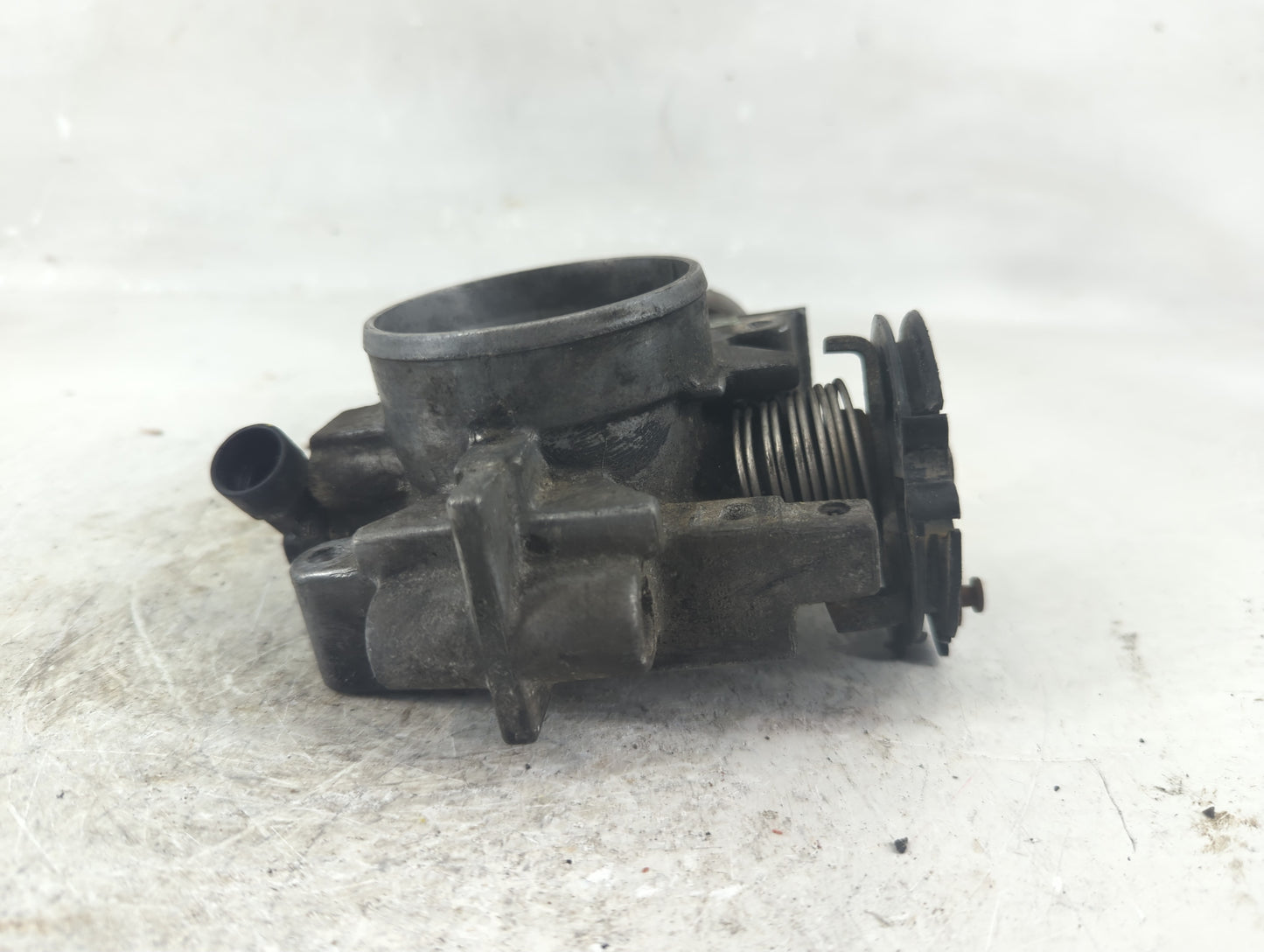 2000 Saturn Ls Throttle Body Fits Fits 2001 2002 2003 OEM Used Auto Parts - Oemusedautoparts1.com