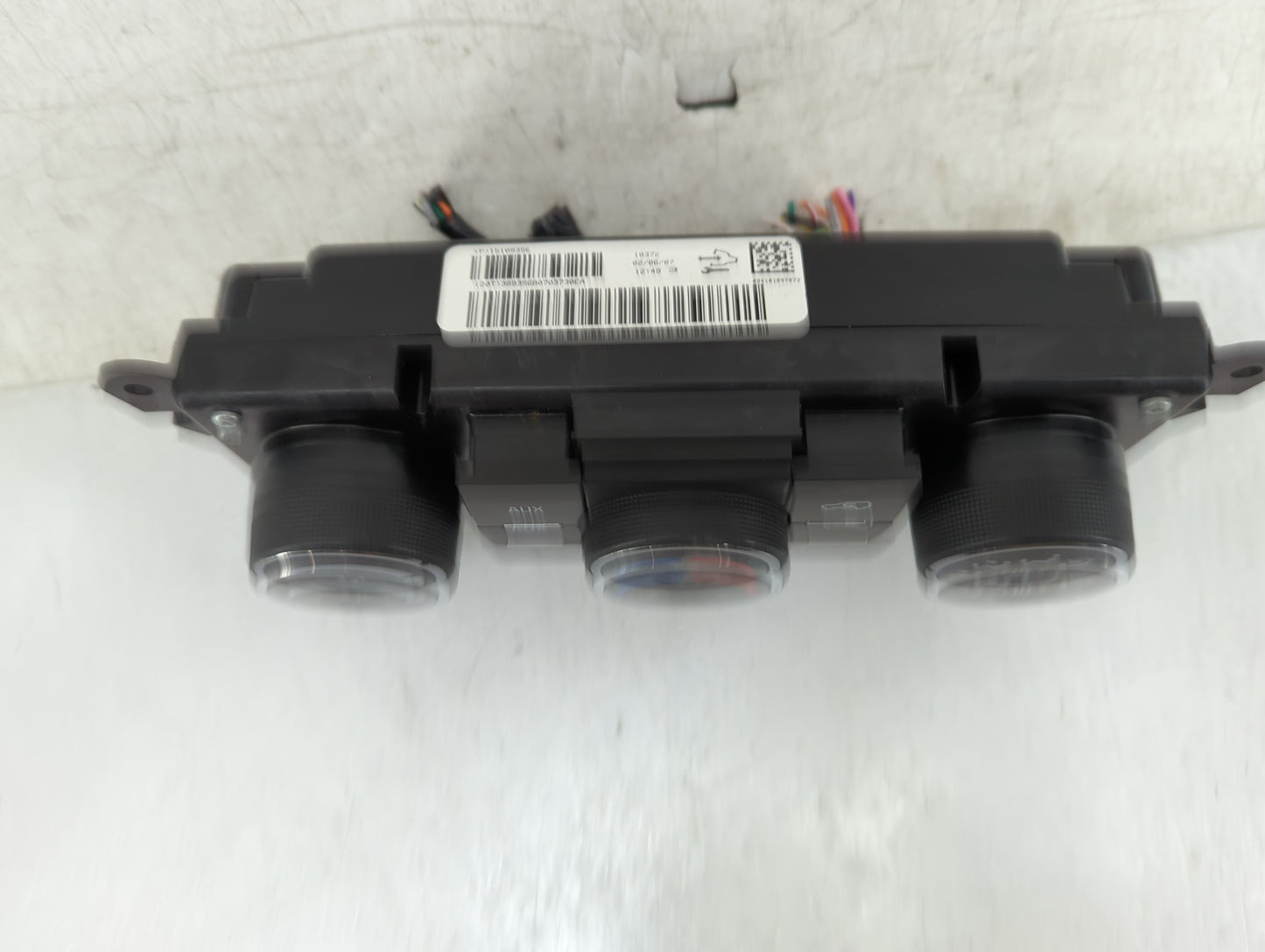 0 Saturn Outlook Climate Control Module Temperature AC/Heater Replacement Fits OEM Used Auto Parts - Oemusedautoparts1.com