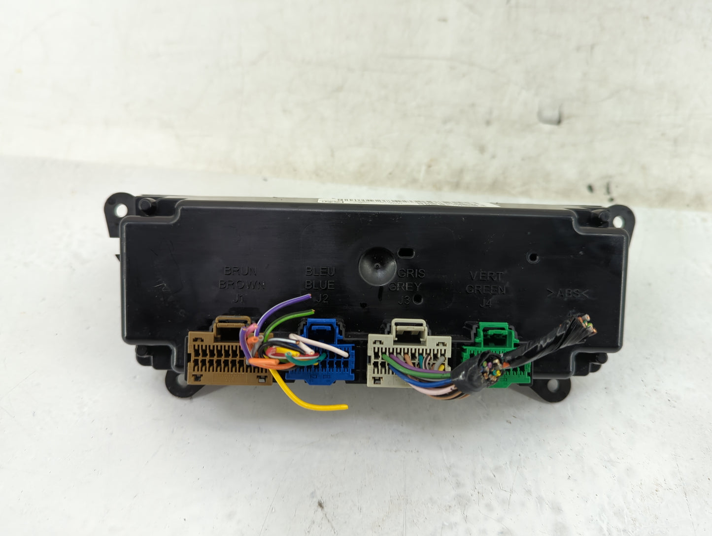0 Saturn Outlook Climate Control Module Temperature AC/Heater Replacement Fits OEM Used Auto Parts - Oemusedautoparts1.com