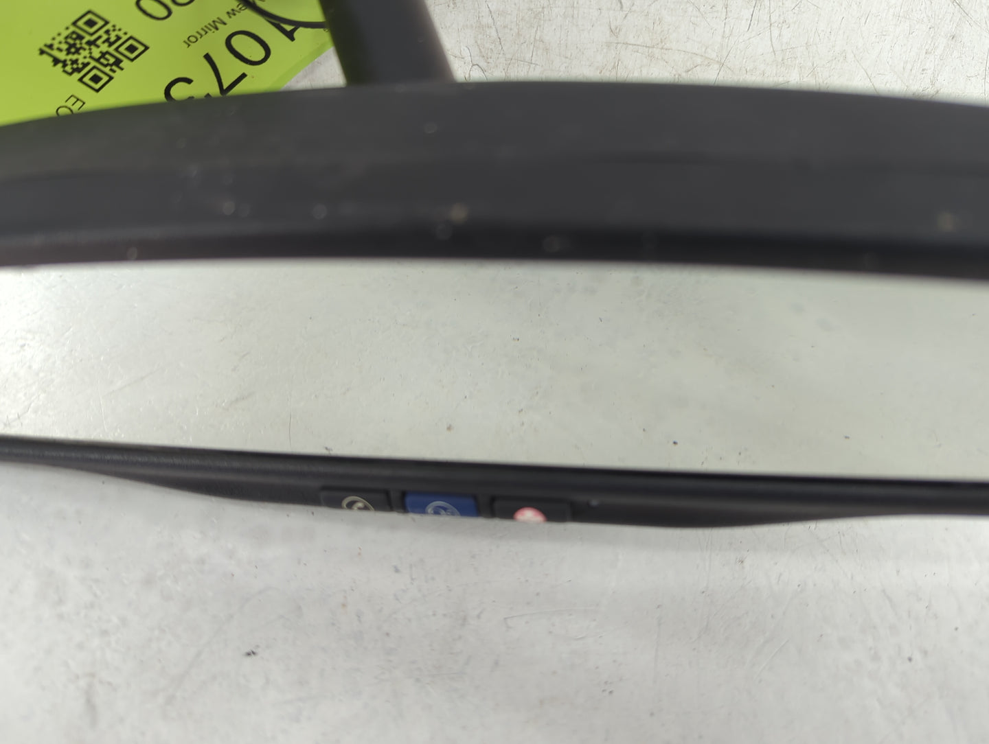 0 Saturn Outlook Interior Rear View Mirror Replacement OEM Fits OEM Used Auto Parts - Oemusedautoparts1.com