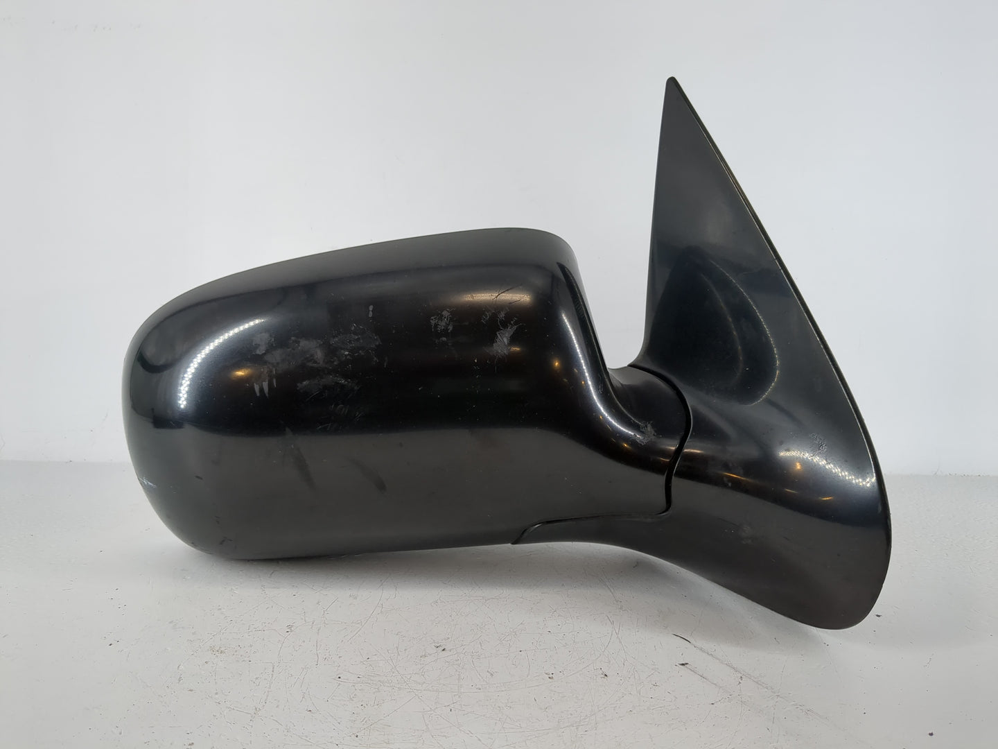 2005-2007 Saturn Relay Passenger Side View Mirror - Right Door Mirror OEM Used - Oemusedautoparts1.com