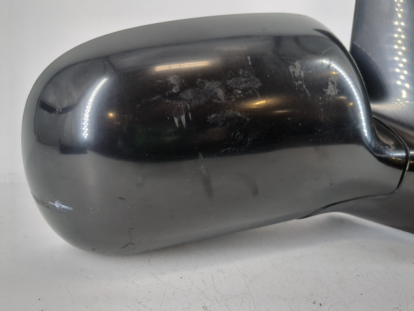 2005-2007 Saturn Relay Passenger Side View Mirror - Right Door Mirror OEM Used - Oemusedautoparts1.com