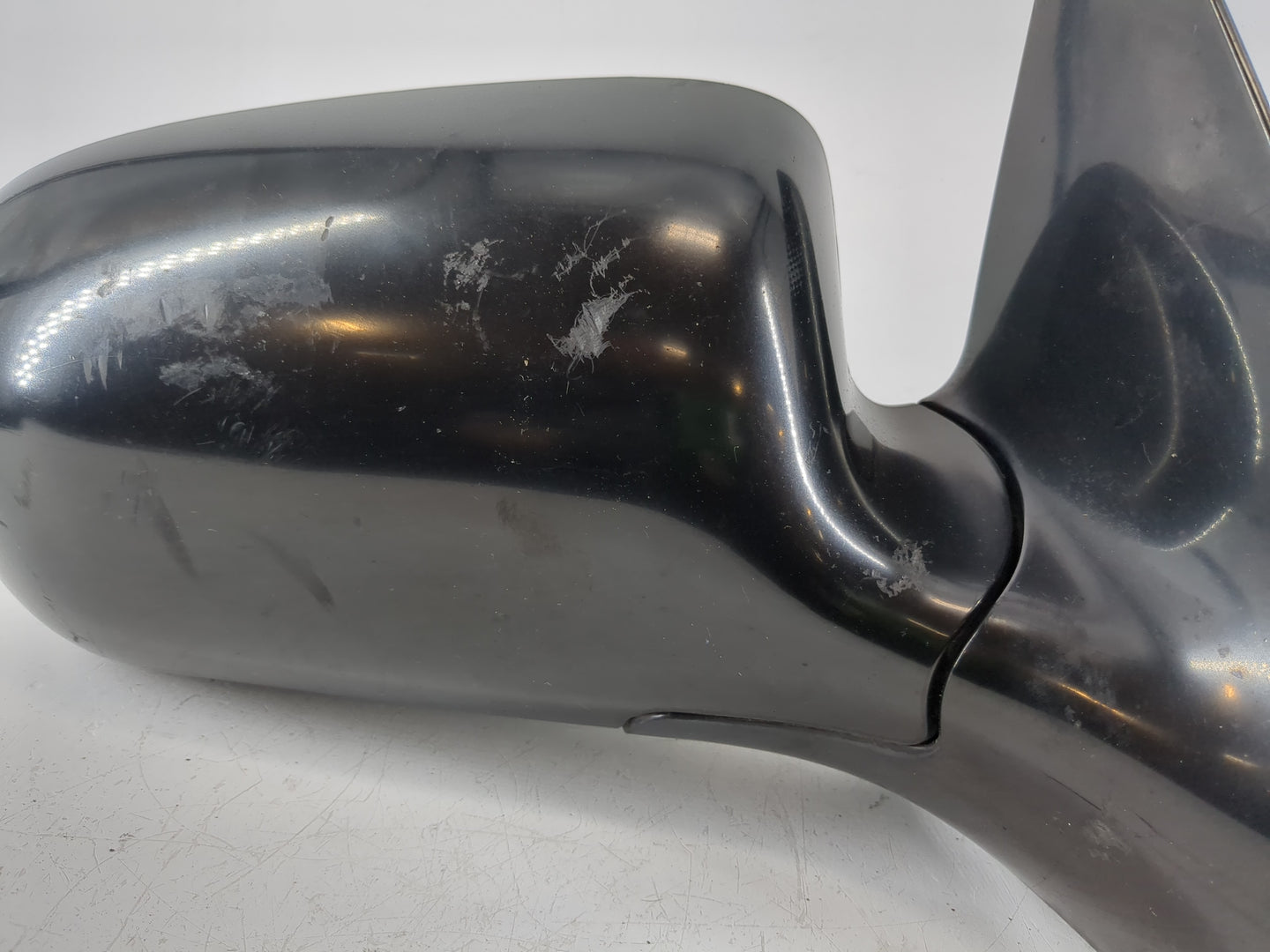 2005-2007 Saturn Relay Passenger Side View Mirror - Right Door Mirror OEM Used - Oemusedautoparts1.com