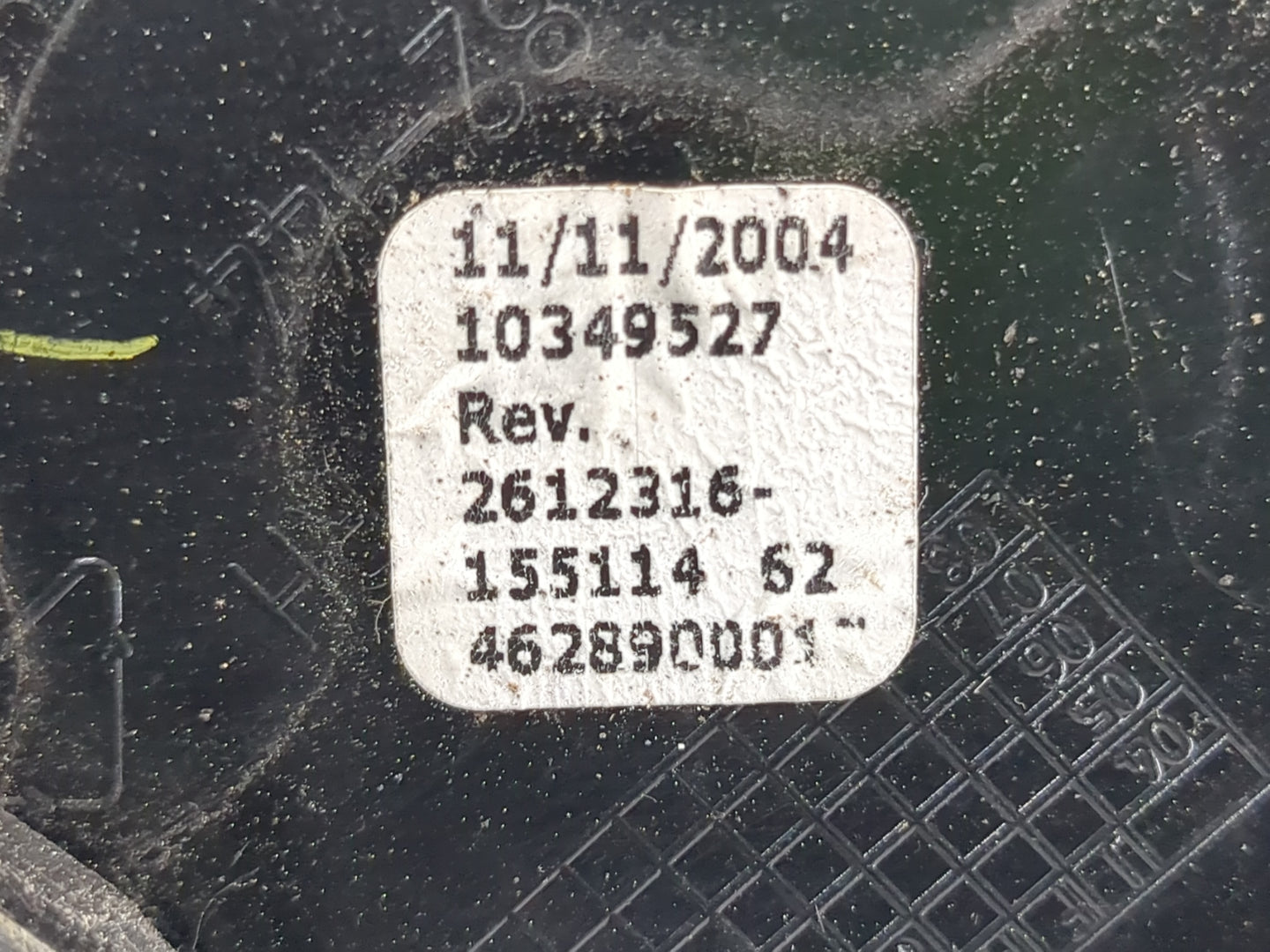 2005-2007 Saturn Relay Passenger Side View Mirror - Right Door Mirror OEM Used - Oemusedautoparts1.com