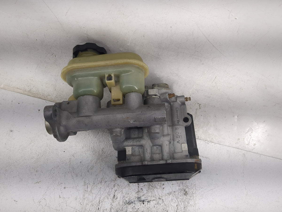1998-1999 Saturn Sl2 Anti-Lock Brake ABS Pump Module Actuator OEM Fits Fits 1998 1999 OEM Used Auto Parts - Oemusedautoparts