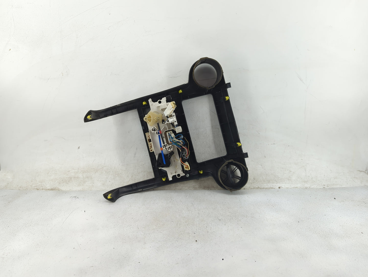 2004-2006 Scion Xb Climate Control Module Temperature AC/Heater Replacement Fits Fits 2004 2005 2006 OEM Used Auto Parts - O