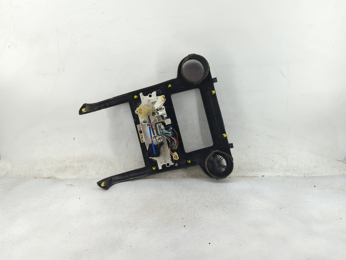 2004-2006 Scion Xb Climate Control Module Temperature AC/Heater Replacement Fits Fits 2004 2005 2006 OEM Used Auto Parts - O