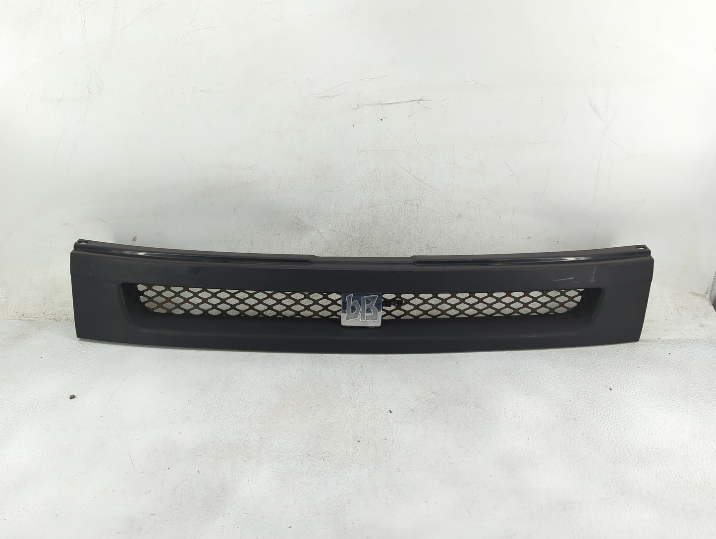 2004-2006 Scion Xb Front Grille Bumper Not Included - Oemusedautoparts1.com