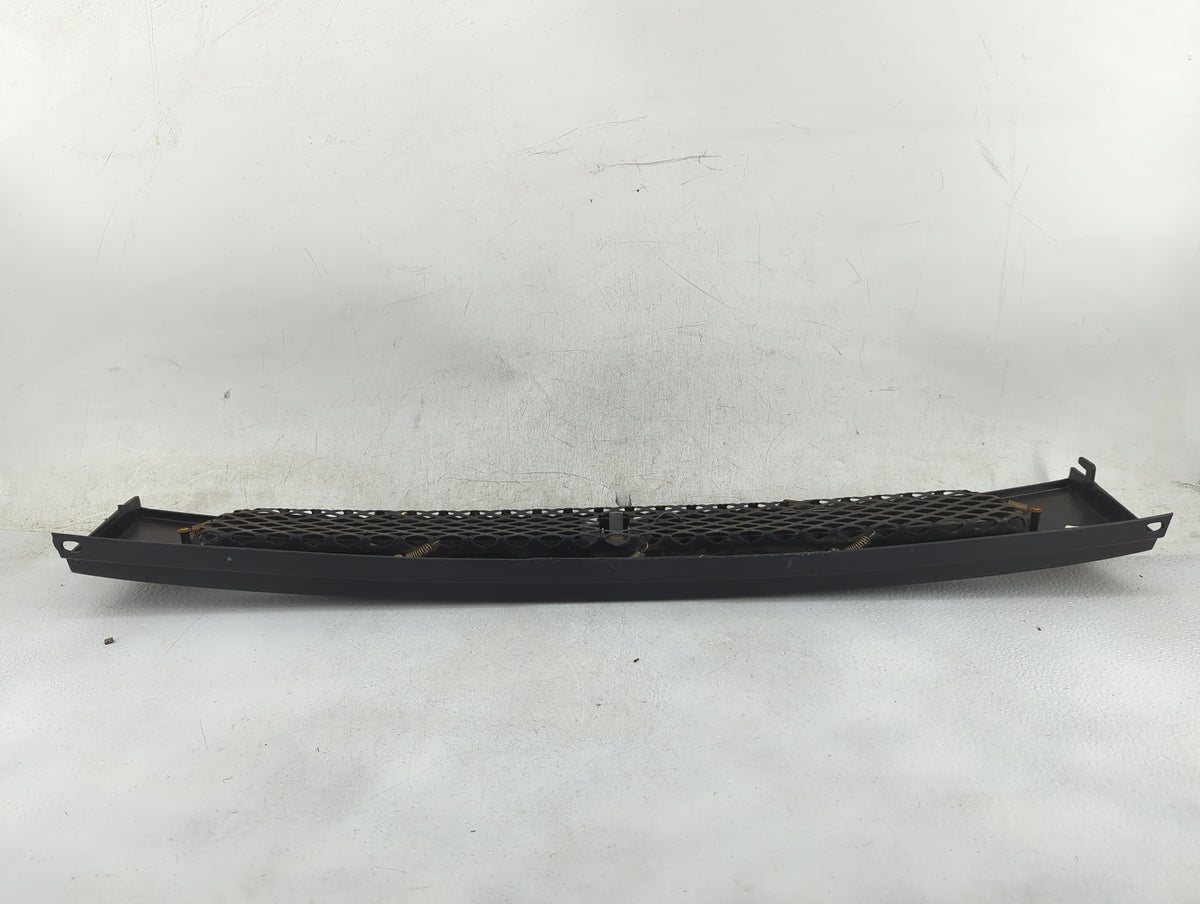 2004-2006 Scion Xb Front Grille Bumper Not Included - Oemusedautoparts1.com