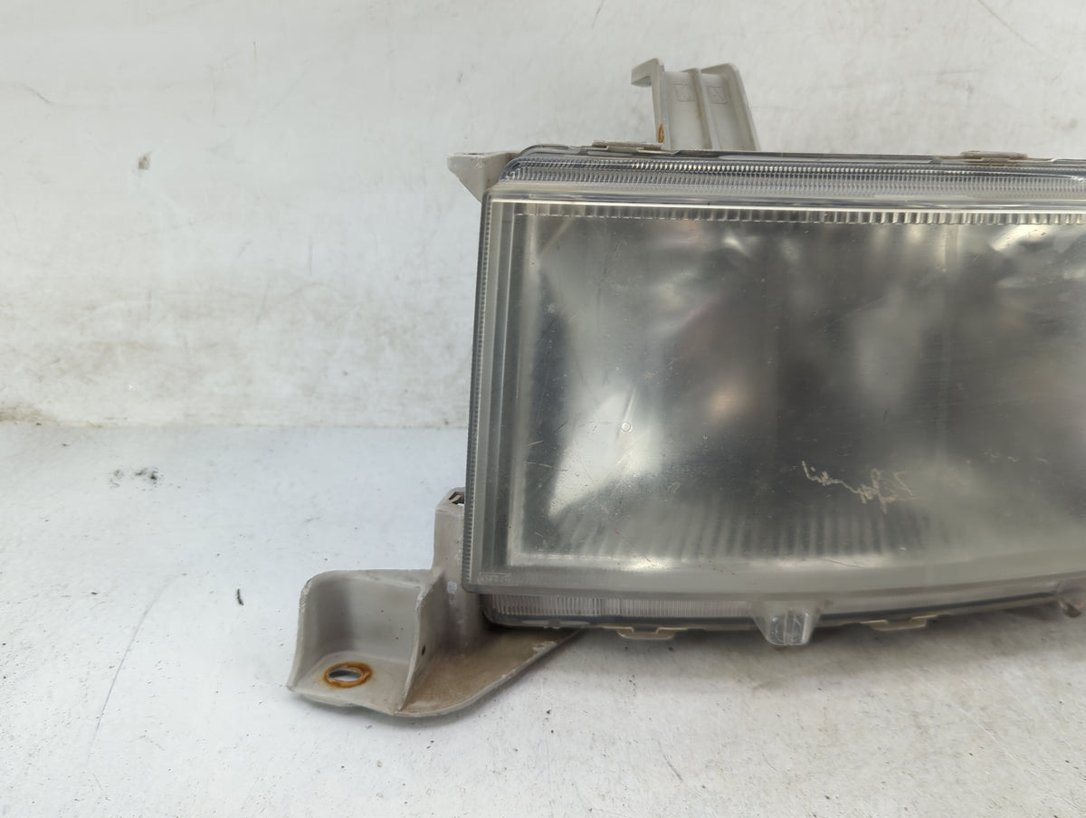 2004-2006 Scion Xb Passenger Right Oem Head Light Headlight Lamp 5025099 - Oemusedautoparts1.com