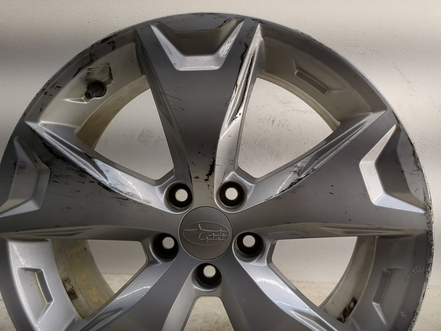 2014-2016 Subaru Forester Oem Wheel Rim - Oemusedautoparts1.com