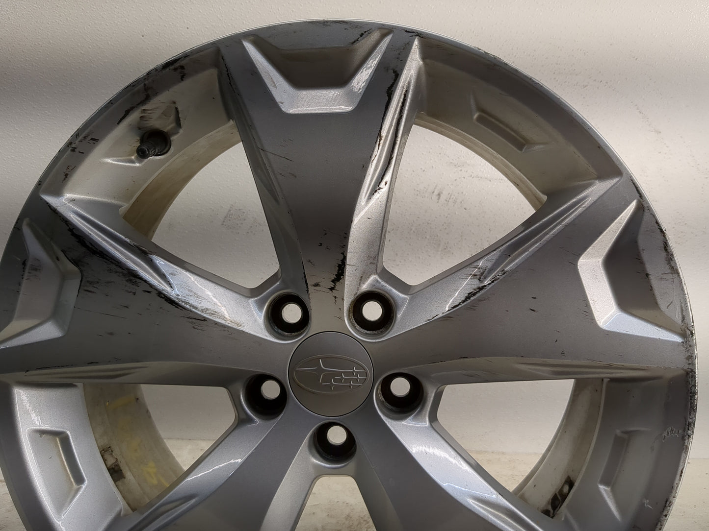 2014-2016 Subaru Forester Oem Wheel Rim - Oemusedautoparts1.com