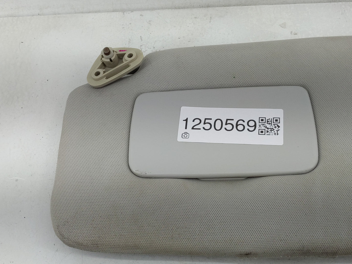 0 Subaru Forester Sun Visor Shade Replacement Driver Left Mirror Fits OEM Used Auto Parts - Oemusedautoparts1.com