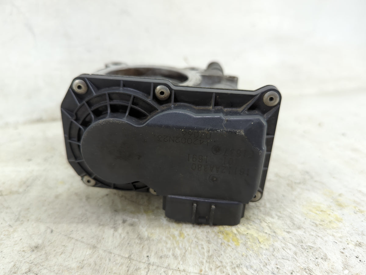 2011-2018 Subaru Forester Throttle Body Fits Fits 2011 2012 2013 2014 2015 2016 2017 2018 OEM Used Auto Parts - Oemusedautop