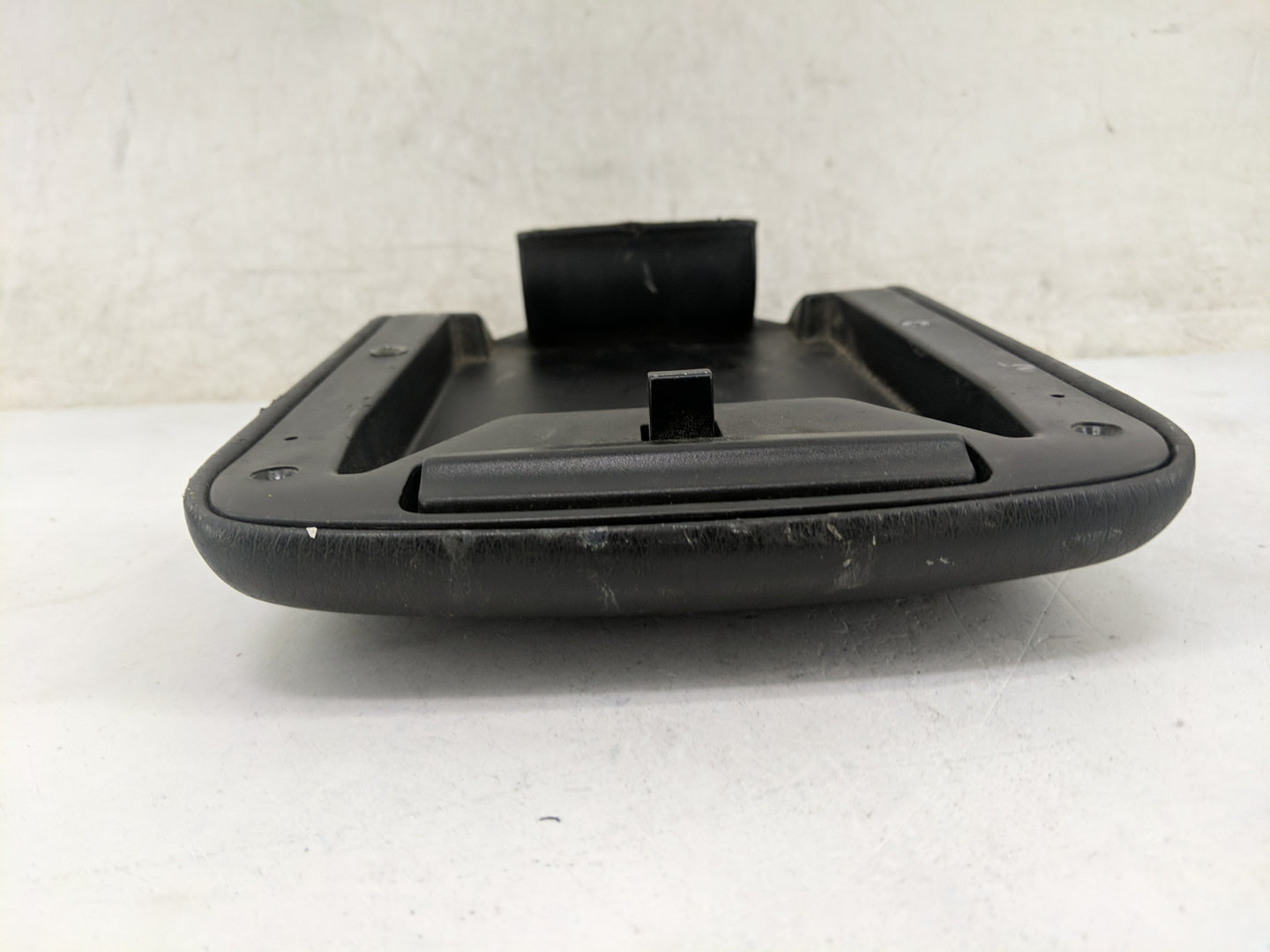 0 Subaru Outback Center Console Armrest Cover Lid Fits Fits 207 OEM Used Auto Parts - Oemusedautoparts1.com