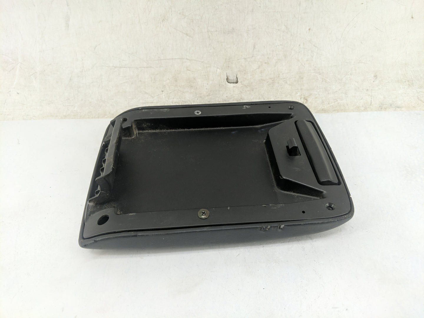 0 Subaru Outback Center Console Armrest Cover Lid Fits Fits 207 OEM Used Auto Parts - Oemusedautoparts1.com