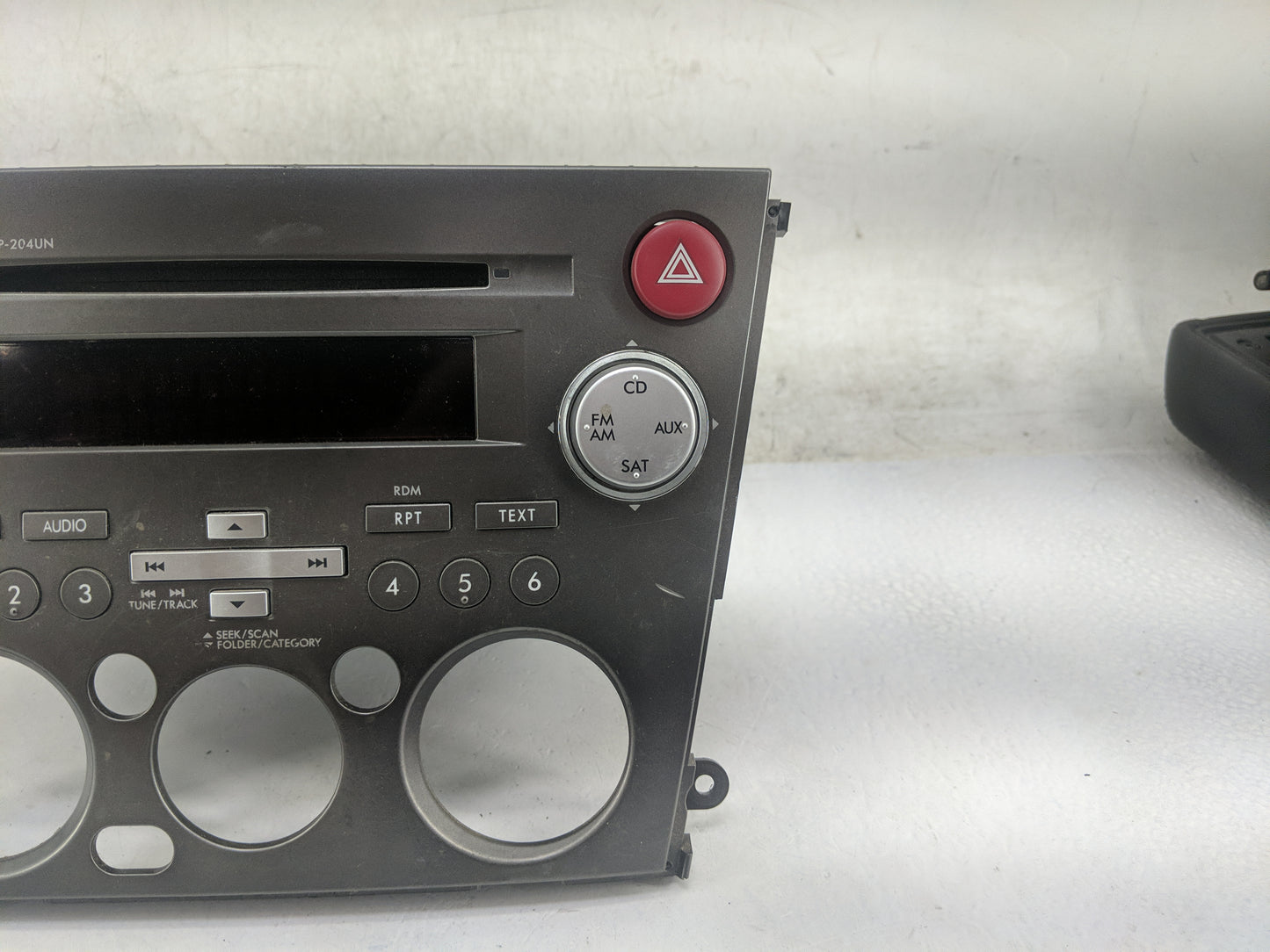 0 Subaru Outback Radio AM FM Cd Player Receiver Replacement Fits Fits 207 2008 2009 OEM Used Auto Parts - Oemusedautoparts1.