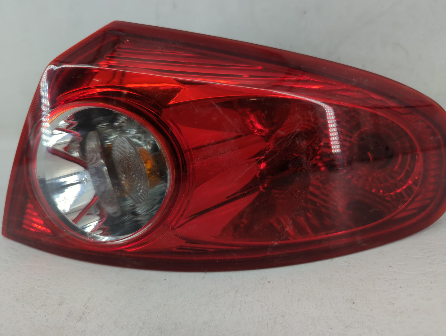 2005-2008 Suzuki Reno Tail Light Assembly Passenger Right OEM Fits Fits 2005 2006 2007 2008 OEM Used Auto Parts - Oemusedaut