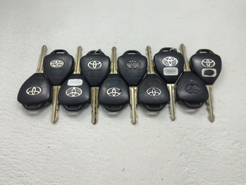 Lot of 10 Toyota Keyless Entry Remote Fob UNKNOWN UNKNOWN