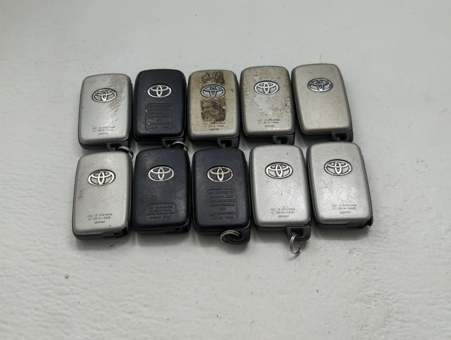 Lot of 10 Toyota Keyless Entry Remote Fob MIXED FCC IDS MIXED PART - Oemusedautoparts1.com