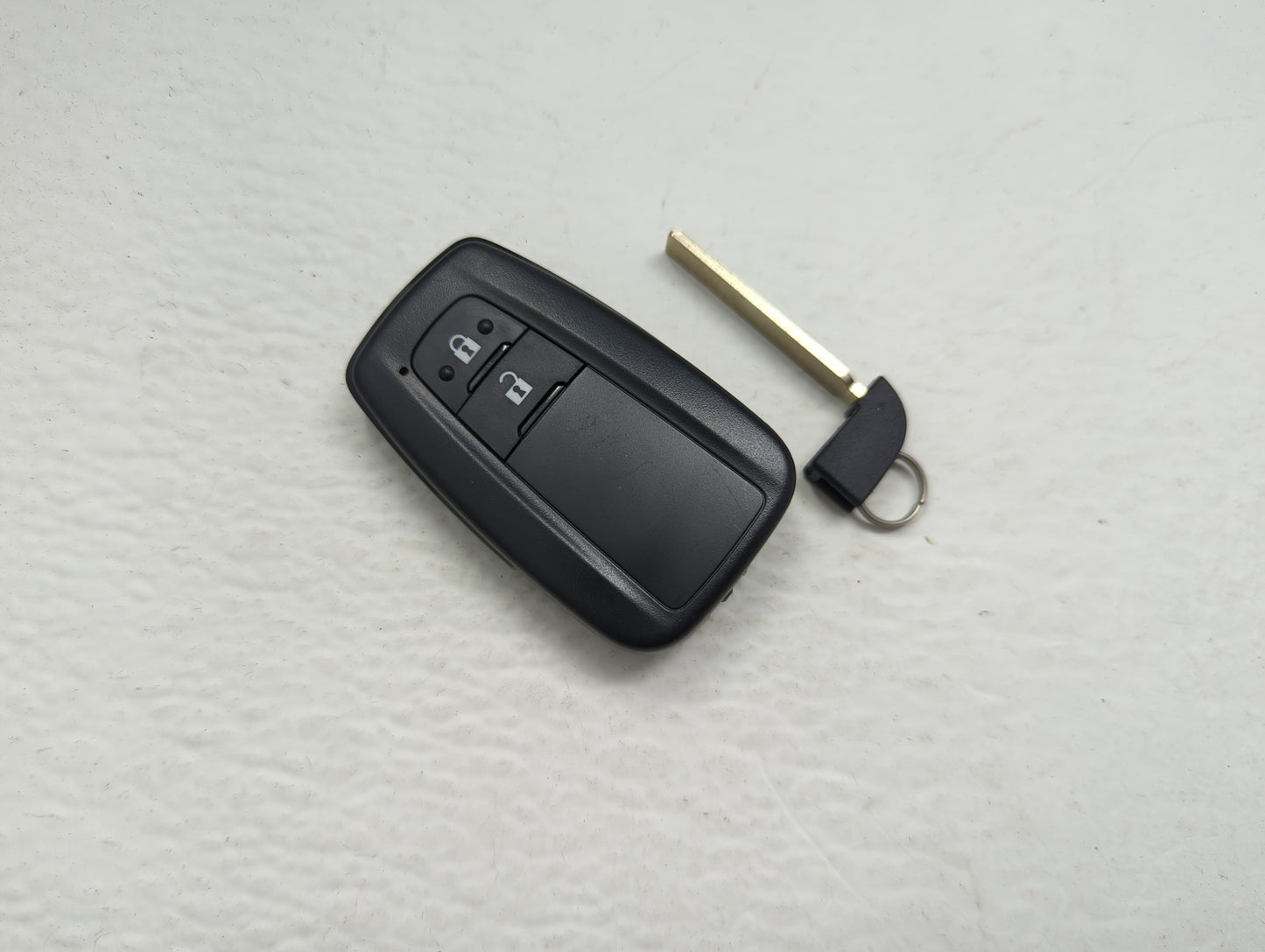 Toyota Keyless Entry Remote Fob IL: 55-10862 231451-3450 2 buttons - Oemusedautoparts1.com