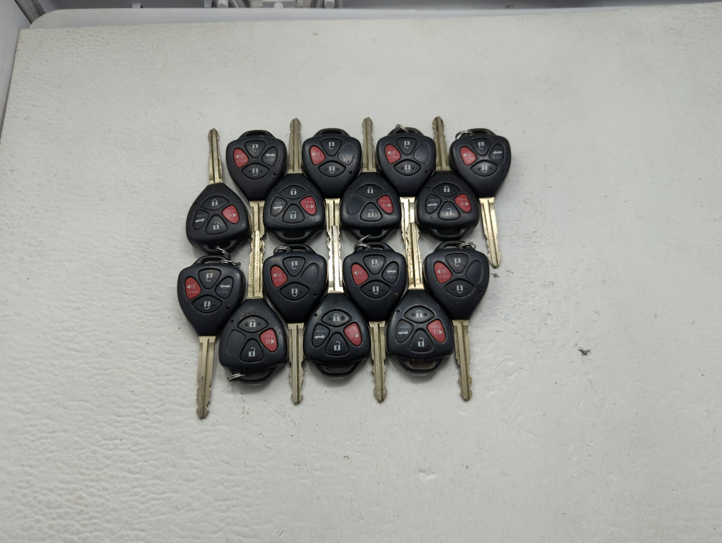 Lot of 15 Toyota Keyless Entry Remote Fob MIXED FCC IDS 1473645 - Oemusedautoparts1.com