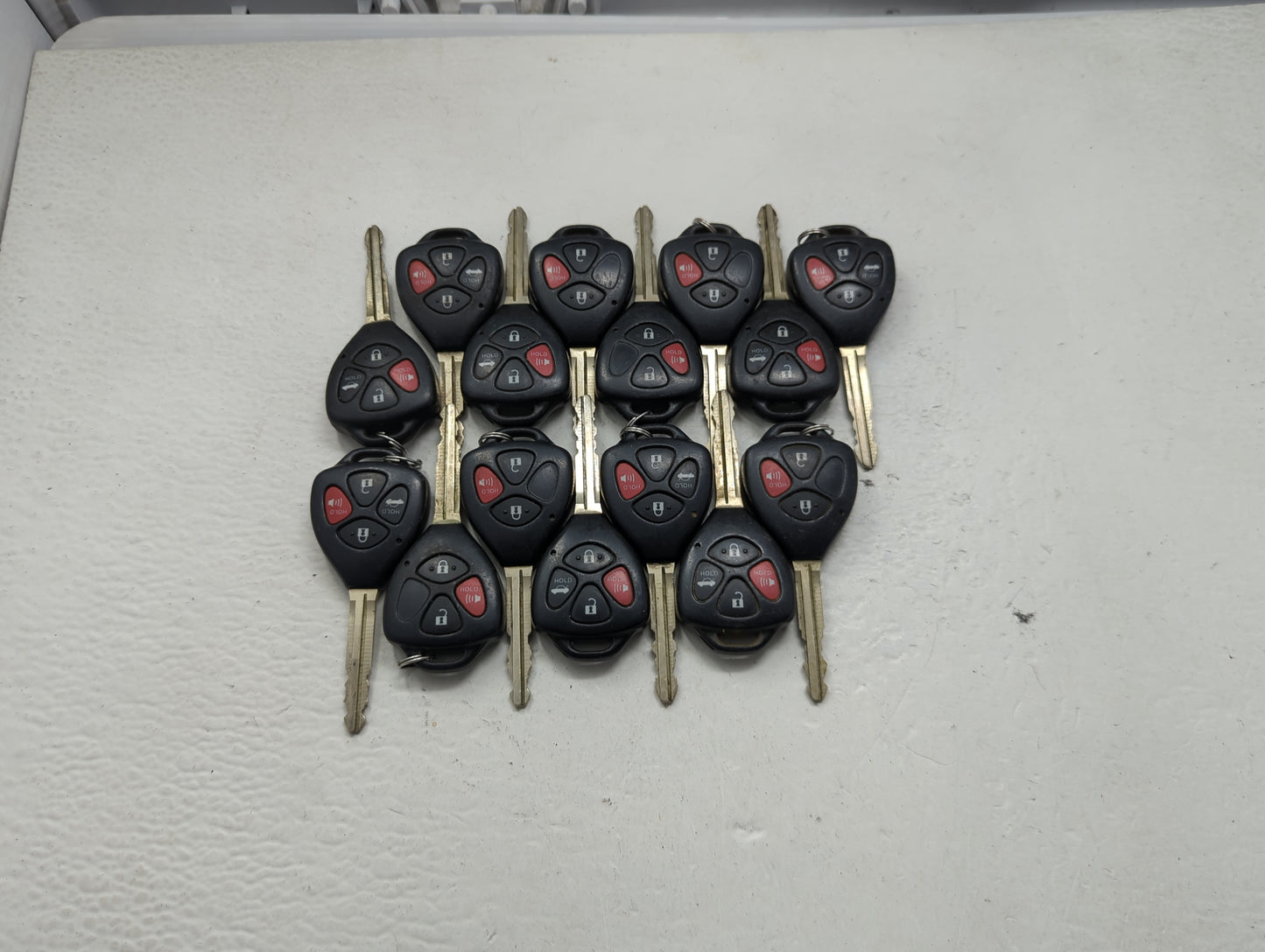 Lot of 15 Toyota Keyless Entry Remote Fob MIXED FCC IDS 1473645 - Oemusedautoparts1.com