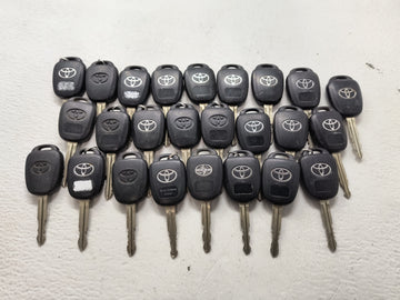 Lot of 25 Toyota Keyless Entry Remote Fob 1522912