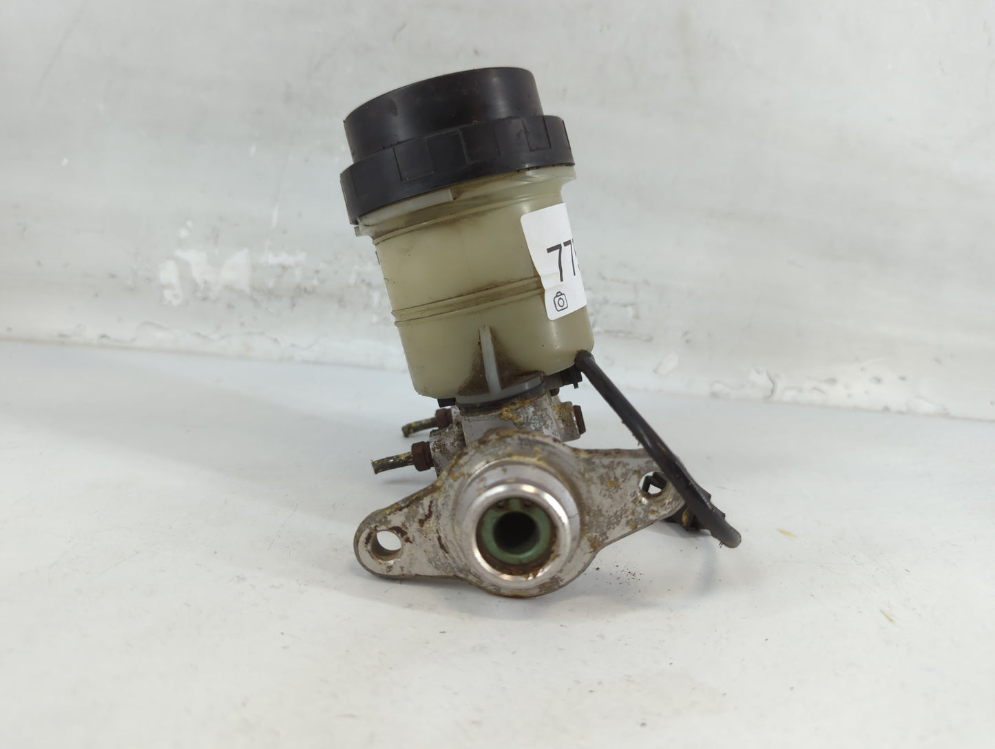 Toyota 86 Brake Master Cylinder 775799 - Oemusedautoparts1.com