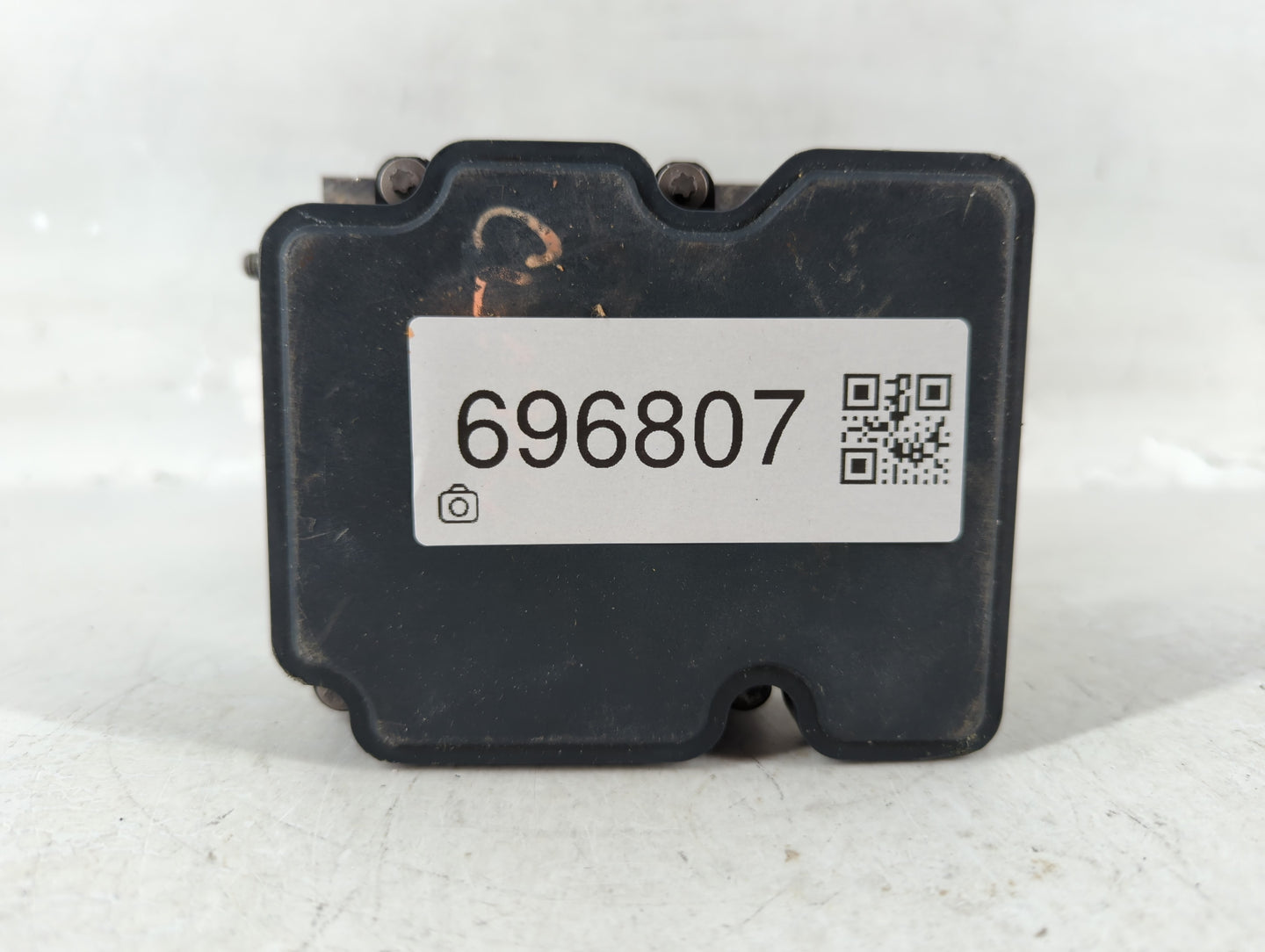 2016-2017 Toyota Avalon ABS Pump Control Module Replacement P/N:269 664 44540-07110 Fits Fits 2016 2017 OEM Used Auto Parts 