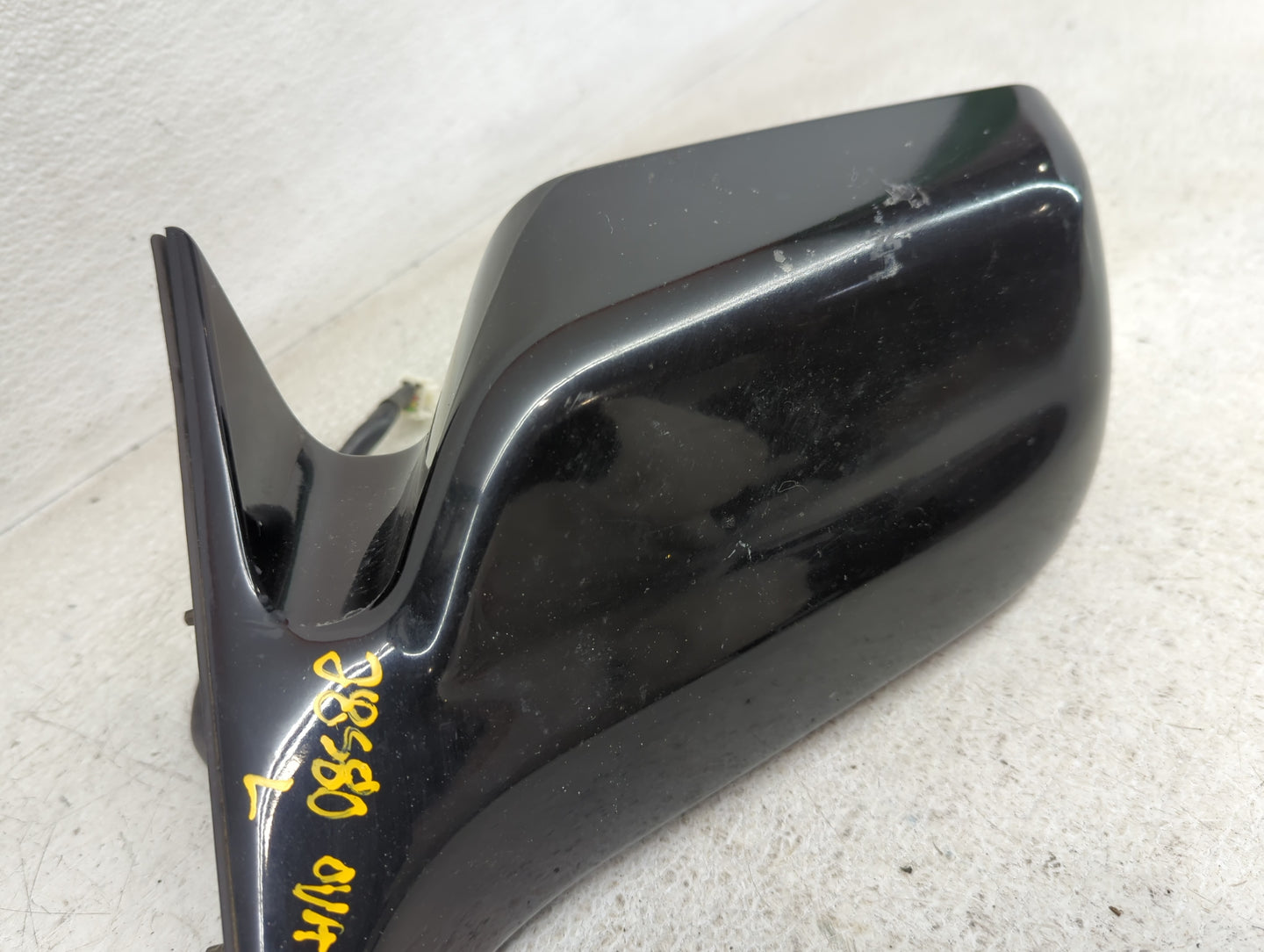2000-2004 Toyota Avalon Driver Side View Mirror - Left Door Mirror OEM Used - Oemusedautoparts1.com