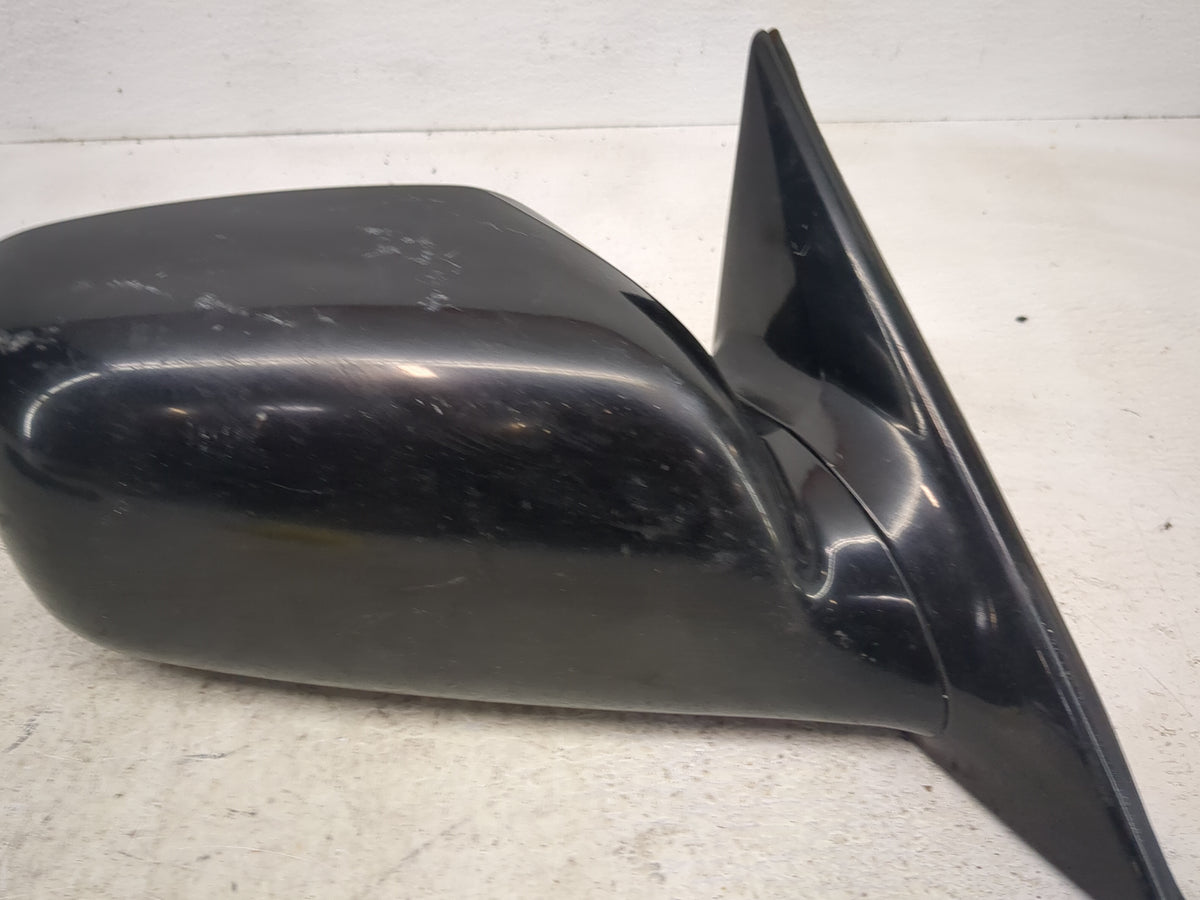 2002-2006 Toyota Camry Passenger Side View Mirror - Right Door Mirror OEM Used - Oemusedautoparts1.com