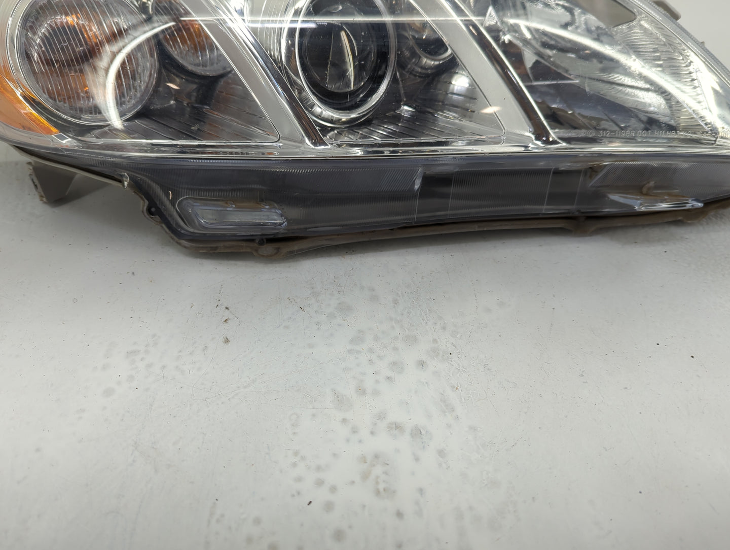 2007-2009 Toyota Camry Passenger Right Oem Head Light Headlight Lamp - Oemusedautoparts1.com