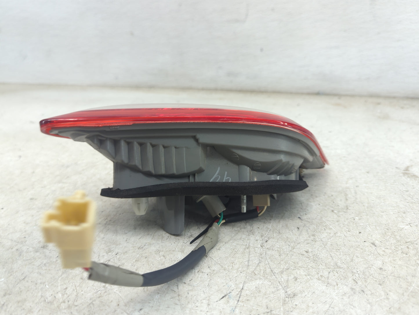 2007-2009 Toyota Camry Driver Left Side Deck Lid Mounted Tail Light 5026947 - Oemusedautoparts1.com