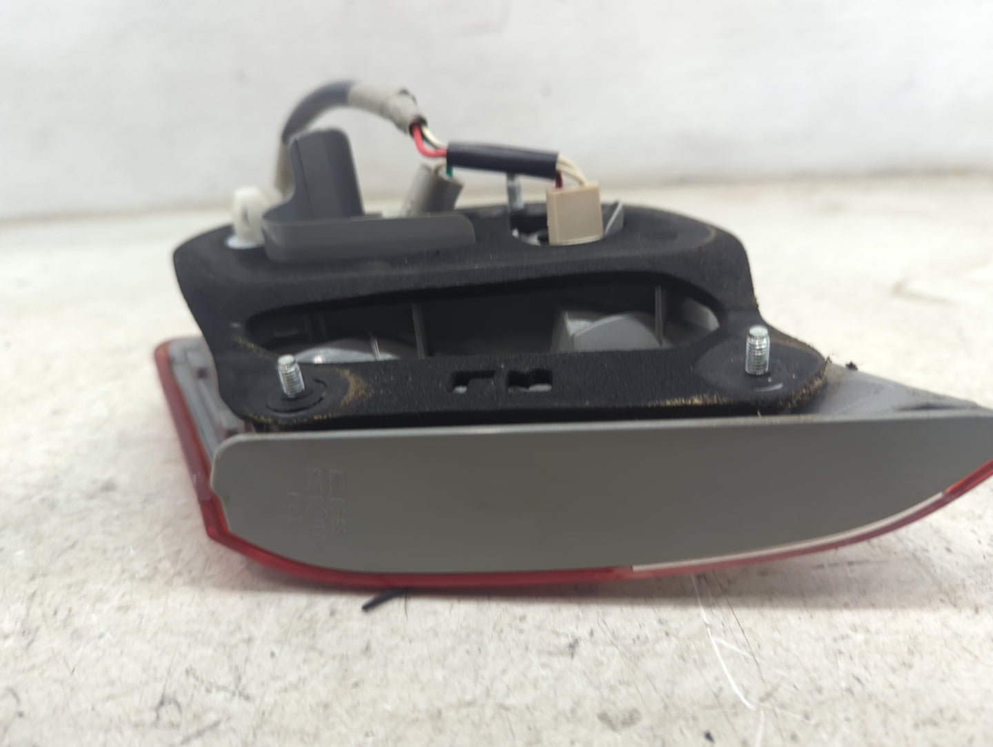 2007-2009 Toyota Camry Driver Left Side Deck Lid Mounted Tail Light 5026947 - Oemusedautoparts1.com